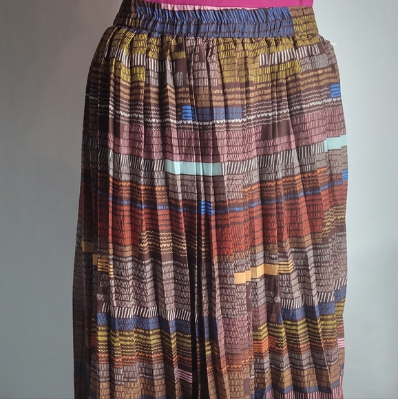 Brown Multi-colored Pleated Skirt Size PXL - Picture 1 of 3